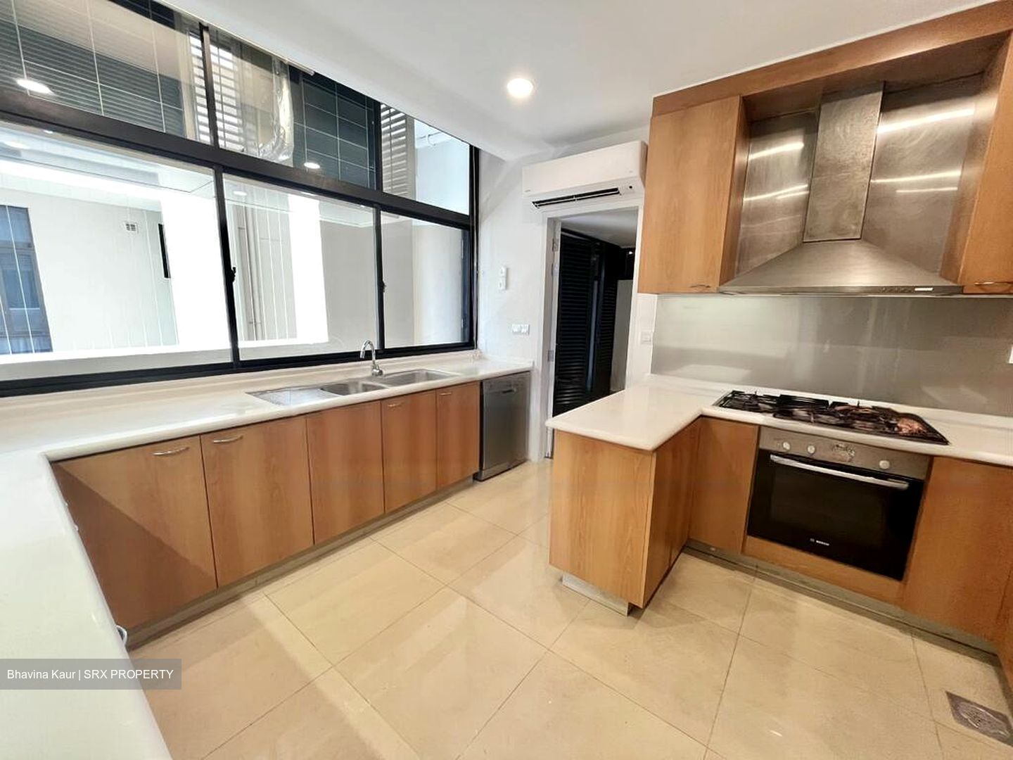 The Colonnade (D10), Condominium #480466711
